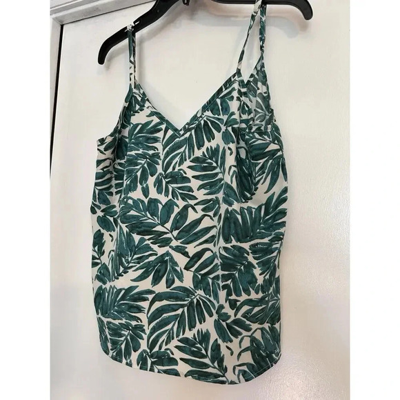 SHEIN Large Beige And Green Leaf Print Camisole L Adjustable Straps - Picture 4 of 9